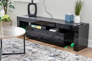 1900 W 17th St in Chicago, IL - Building Photo