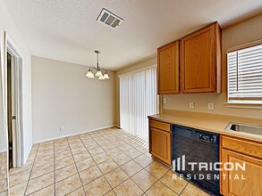 6652 Richland Pl in San Antonio, TX - Building Photo - Building Photo