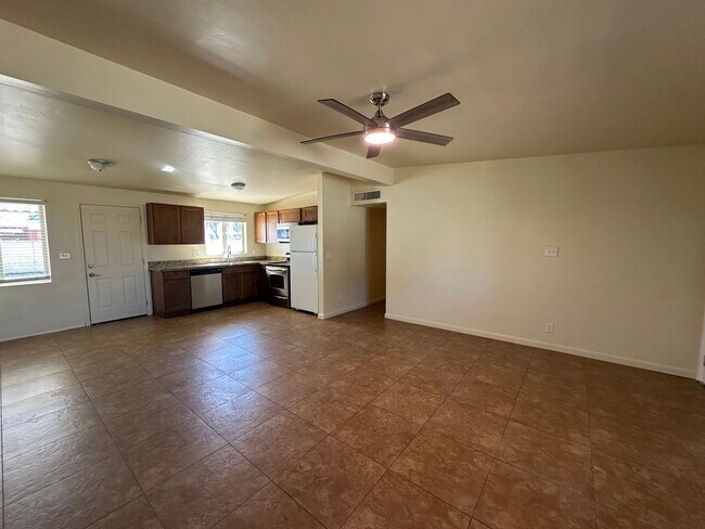 6402 E Calle Altair in Tucson, AZ - Building Photo - Building Photo