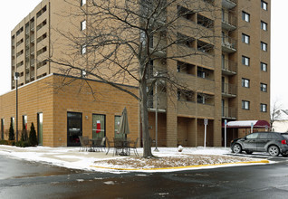 Deaconess Tower in Southgate, MI - Building Photo - Building Photo