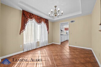 28801 Shadow Valley Ln in Santa Clarita, CA - Building Photo - Building Photo