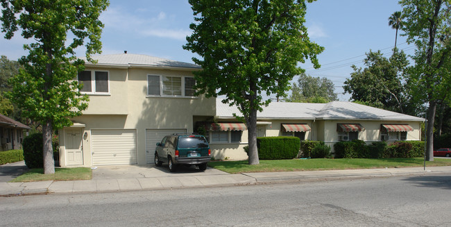 728 Park Ave in South Pasadena, CA - Foto de edificio - Building Photo