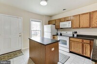 512 St Mary St photo'