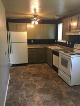 6046 S 4000 W in Kearns, UT - Building Photo - Building Photo