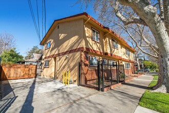 1430 V St in Sacramento, CA - Building Photo - Primary Photo