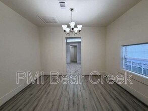 3014 Rosalie St in Houston, TX - Building Photo - Building Photo