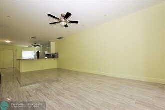 20844 Vinesta Cir in Boca Raton, FL - Building Photo - Building Photo