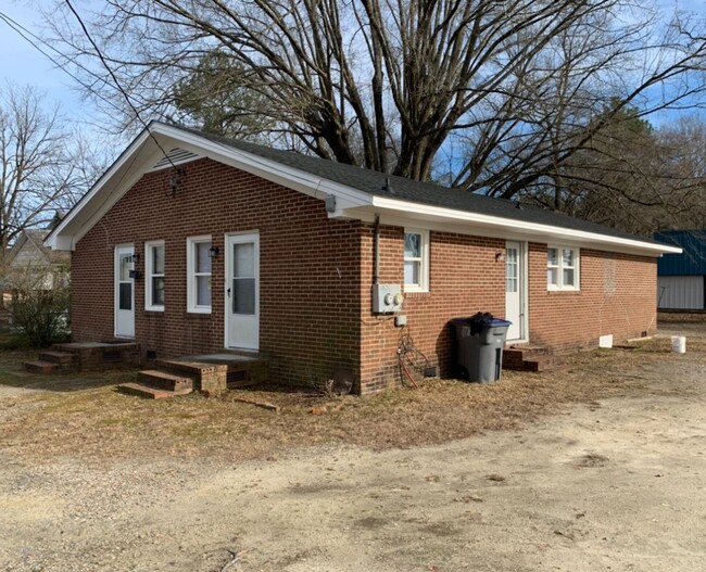 1011 E Raleigh Blvd in Rocky Mount, NC - Building Photo - Building Photo