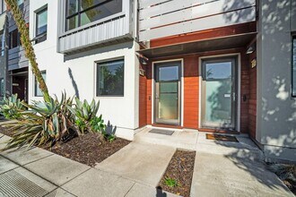 1313 Wood St in Oakland, CA - Building Photo - Building Photo