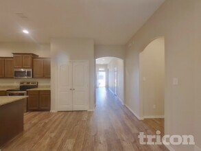 2565 Hadley St in Weatherford, TX - Building Photo - Building Photo