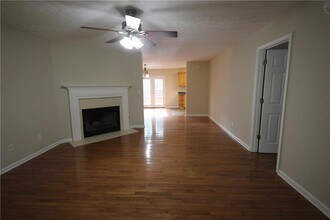 1335 Carter Rd in Decatur, GA - Building Photo - Building Photo