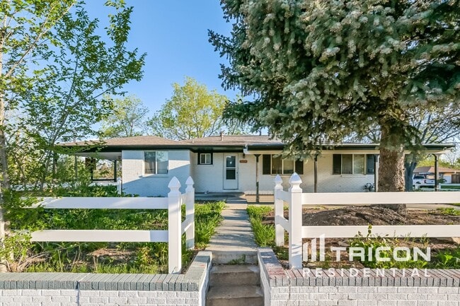 property at 5412 Iris St
