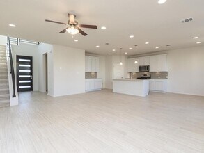 13509 Feldspar Dr in Austin, TX - Foto de edificio - Building Photo