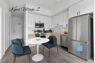 Knox Village in Kelowna, BC - Building Photo - Primary Photo