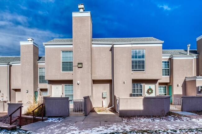 3525 Rebecca Ln in Colorado Springs, CO - Building Photo - Building Photo