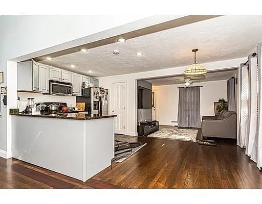 property at 153 High St