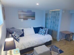 1831 Oxford Ave SW, Unit 1831 Oxford, Oasis for On in Roanoke, VA - Foto de edificio - Building Photo