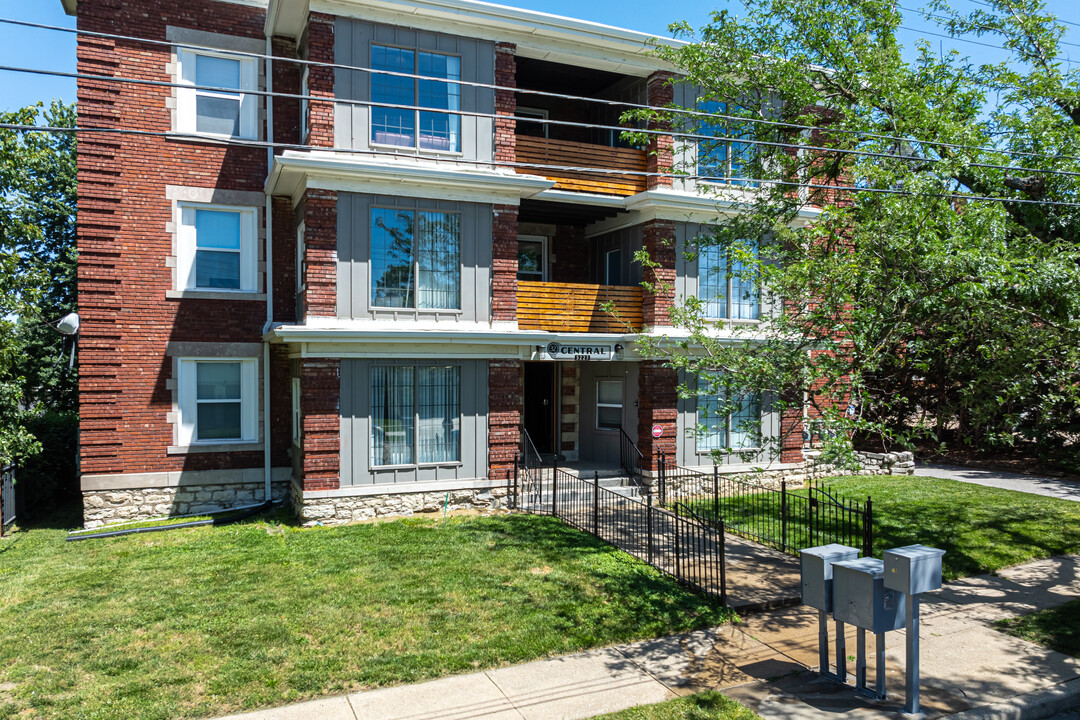 32 Central Apartments in Kansas City, MO - Foto de edificio