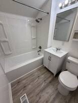 97 W 8th St in Oswego, NY - Building Photo