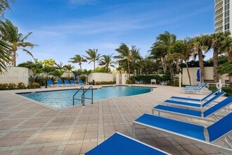 6051 N Ocean Dr, Unit 602 in Hollywood, FL - Building Photo - Building Photo