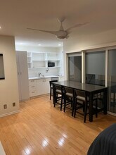 1227 24th St, Unit D in Santa Monica, CA - Building Photo - Building Photo