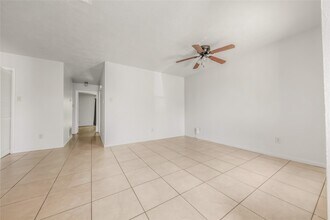 1412 Gramma Ct in College Station, TX - Building Photo - Building Photo