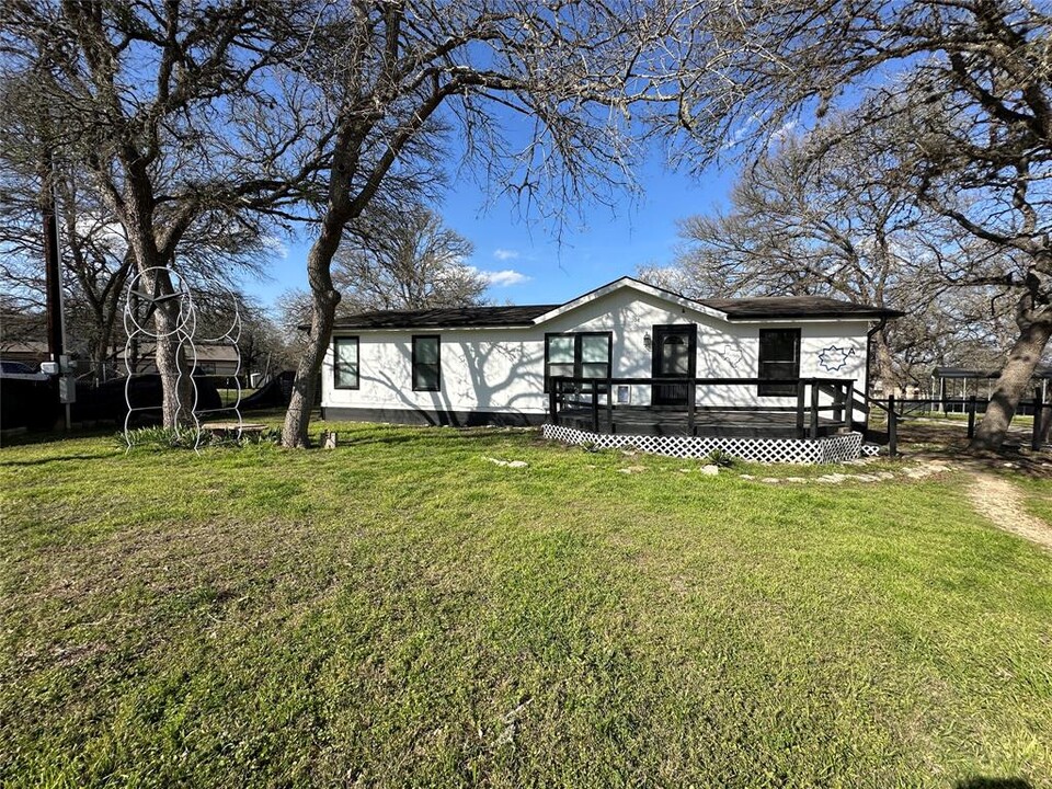 108 Scarlet Oak Cove in Dale, TX - Building Photo