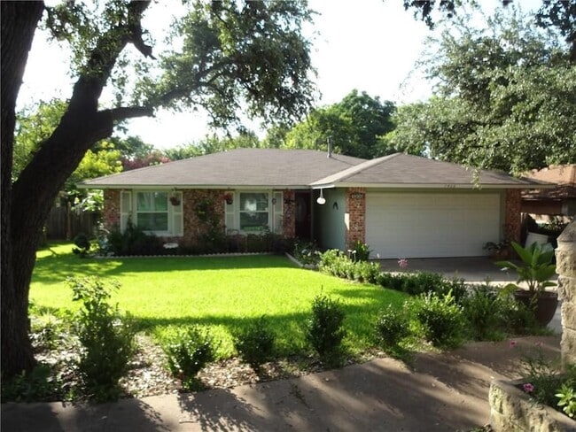 7908 Creekmere Ln in Austin, TX - Building Photo - Building Photo