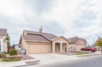 12458 Paseo Azul Dr in El Paso, TX - Building Photo - Building Photo