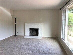 541 Highland Dr in San Luis Obispo, CA - Building Photo - Building Photo