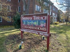 24 Sherman Ter, Unit 6 in Madison, WI - Building Photo - Building Photo