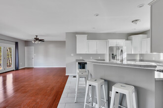 275A Louden Rd in Saratoga Springs, NY - Building Photo - Building Photo