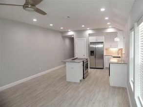 608 E College St in Sherman, TX - Building Photo - Building Photo