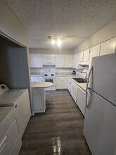 595 Winding Creek Rd, Unit Winding Creek Condo in Fayetteville, NC - Foto de edificio - Building Photo