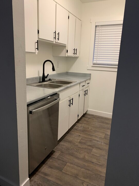 290-2 Odell Ln, Unit 290-2 Photo