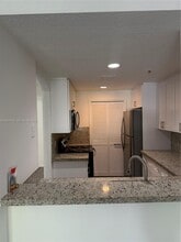 6500 NW 114th Ave in Doral, FL - Building Photo - Building Photo