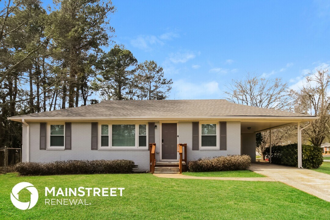 2150 Harold Ln SE in Smyrna, GA - Building Photo