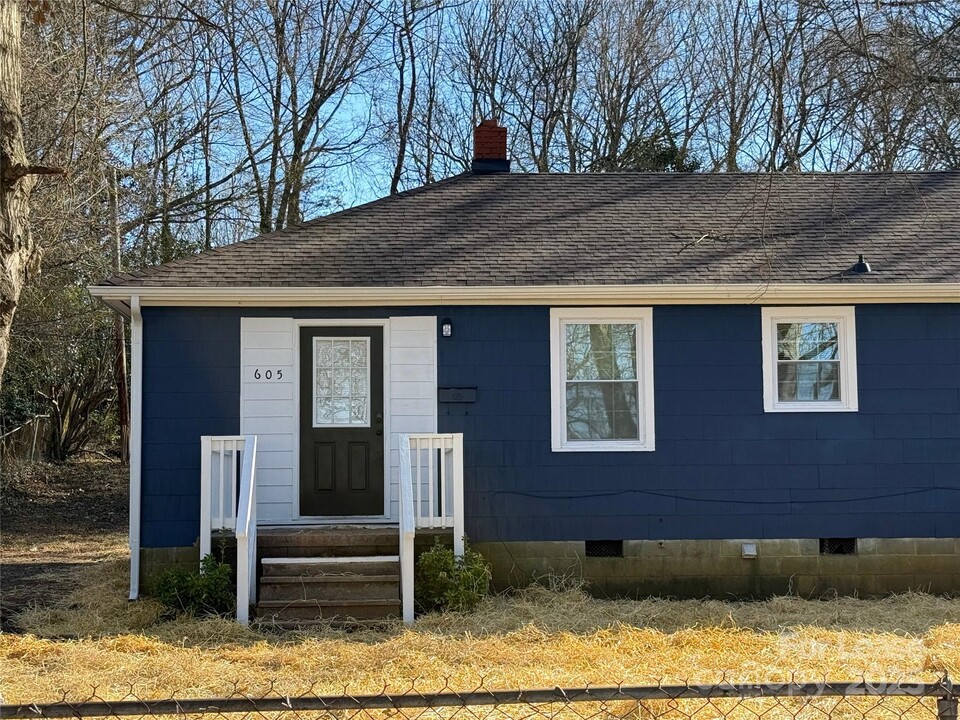 605 Betty St in Gastonia, NC - Building Photo