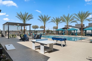 Elux at McQueen in Chandler, AZ - Building Photo