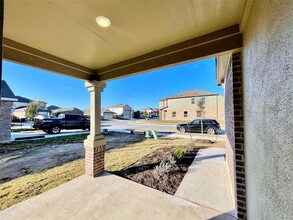 334 Canley Lp in Hutto, TX - Building Photo - Building Photo