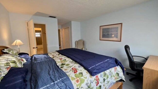 701 Poinsettia Rd in Belleair, FL - Building Photo - Building Photo