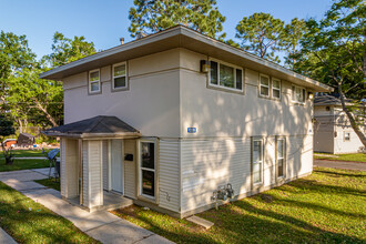 Gilmore Park Apartments in New Orleans, LA - Building Photo - Building Photo