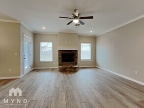 12924 Firerock Cir in Oklahoma City, OK - Building Photo - Building Photo