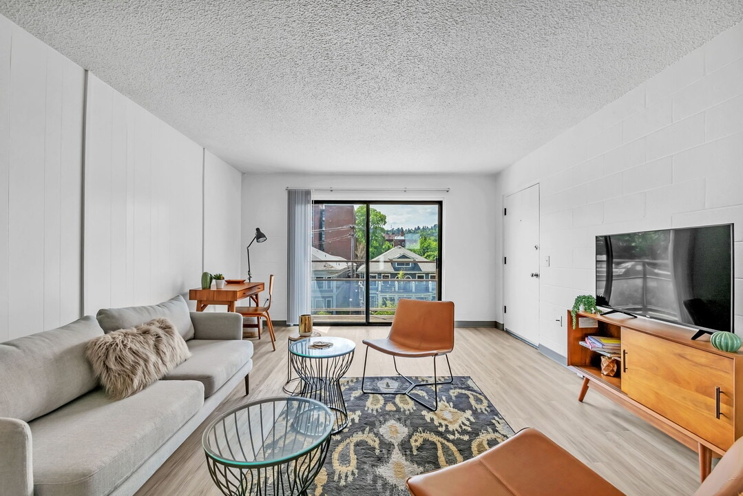 Twenty 65 Apartments in Portland, OR - Building Photo