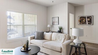 261 Heritage Hls in Venus, TX - Building Photo