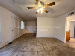 7110 E Continental Dr in Scottsdale, AZ - Building Photo - Building Photo