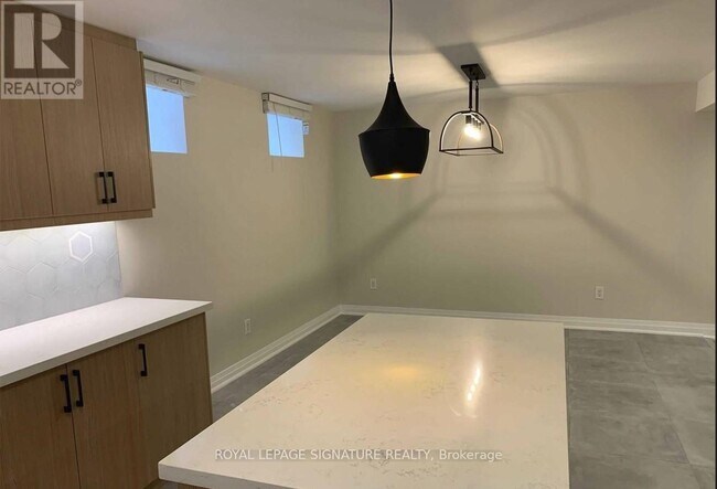 62 Elmsthorpe Ave in Toronto, ON - Building Photo - Building Photo