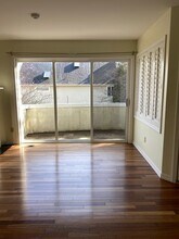 7323 Old Redmond Rd in Redmond, WA - Building Photo - Building Photo