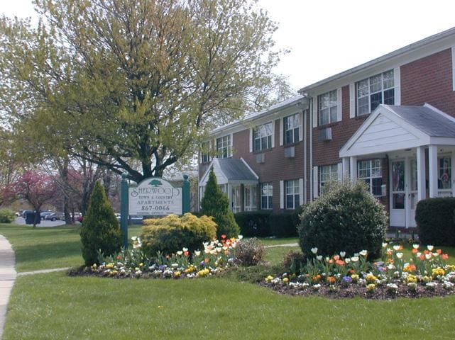 Sherwood Apartments in Bethlehem, PA - Foto de edificio - Building Photo