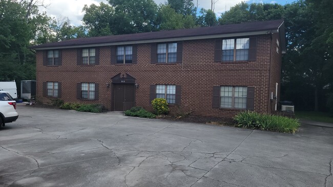 912 E Inskip Dr, Unit #19